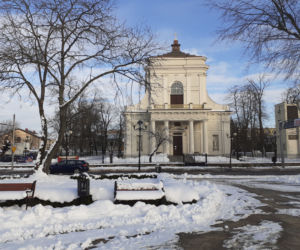 Jak wyglądała ulica Piłsudskiego w Siedlcach i okolica dawnej bramy-dzwonnicy pod koniec stycznia 2021?