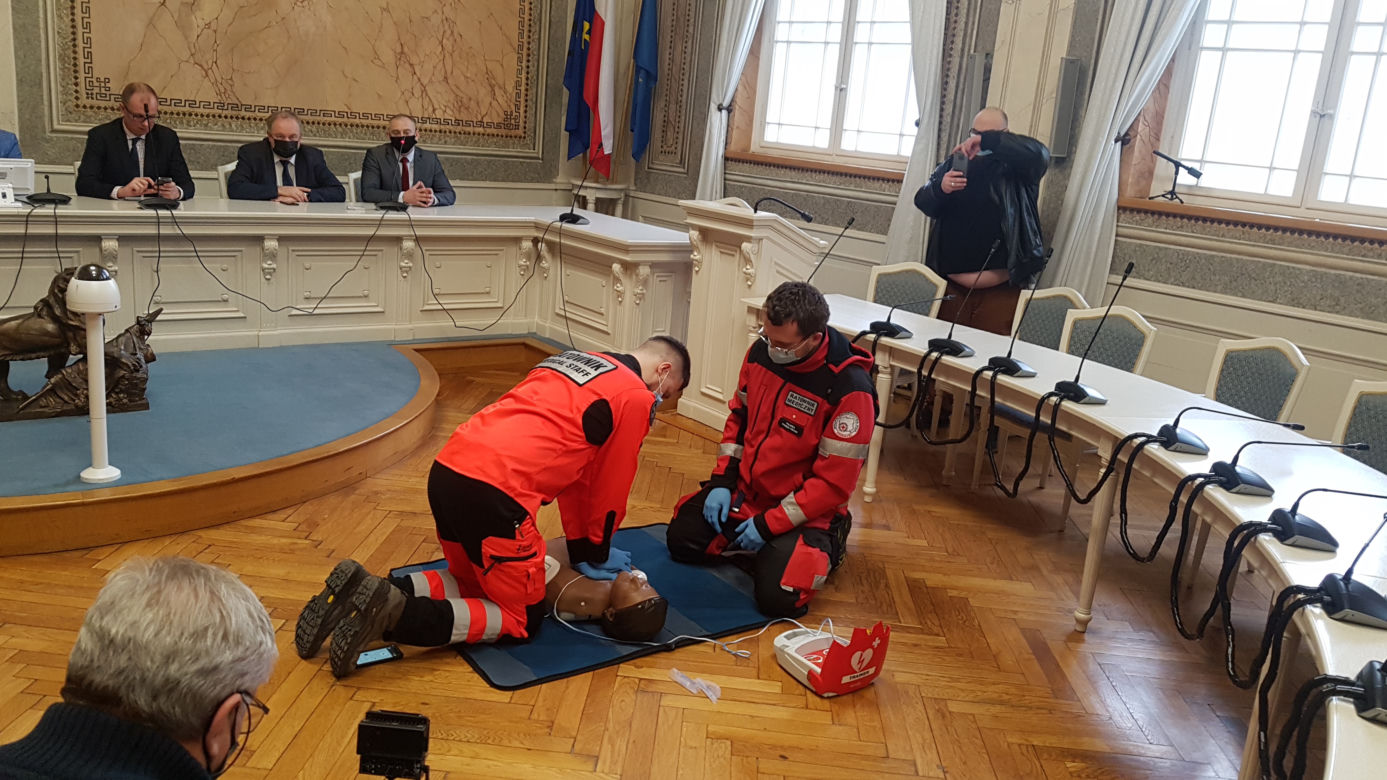 Przemyśl miastem AED