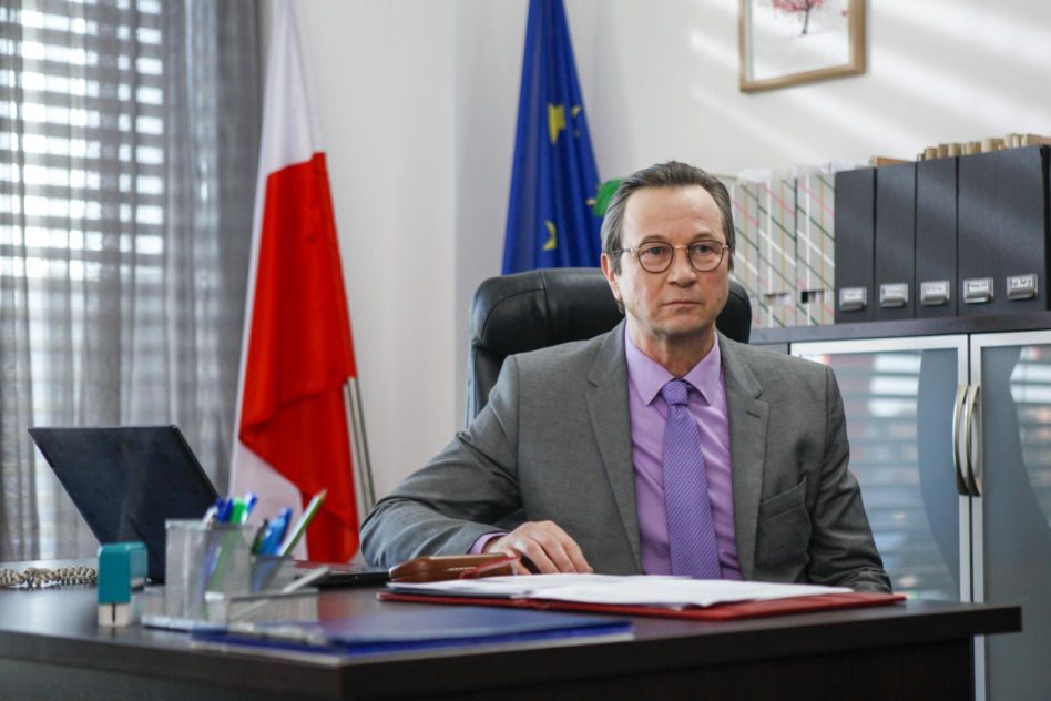 Piotr Cyrwus kiedyś i dziś. Tak przez lata zmieniał się aktor znany z roli Ryśka w "Klanie"