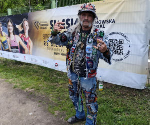 Długie kolejki i tłum fanów przed koncertem Metaliki
