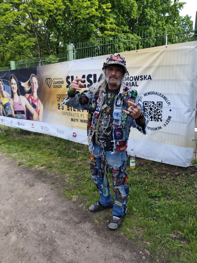 Długie kolejki i tłum fanów przed koncertem Metaliki