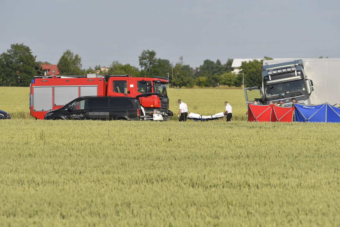 Wypadek w Elżbietowie. Zginęły dwie rodziny 