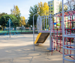 Plac zabaw, boisko i siłownia - Centralny Park Rekreacji w Płocku otwarty