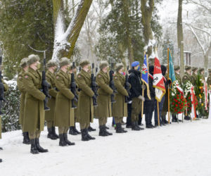 Papcio Chmiel został pochowany na Cmentarzu Bródnowskim