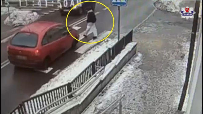 Potrącenie na pasach. 18-latka trafiła do szpitala. Szokujące nagranie