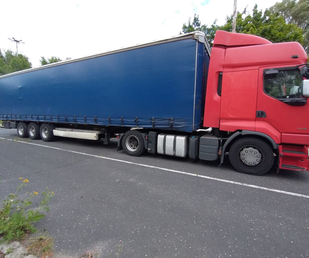 Łódź: Ten wjazd pod zakaz KOSZTOWAŁ GO 2700 zł! Co jeszcze na sumieniu miał kierowca tira?