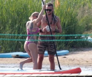 Tak wiosłuje wielka pisarka  -  Blanka Lipińska i Baron na wakacjach