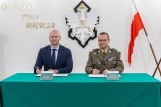 Polska wchodzi do gry w robotyce wojskowej. Strategiczne partnerstwo WAT i MACRO-SYSTEM