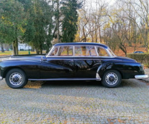 Rządowy Mercedes-Benz 300d Adenauer na sprzedaż