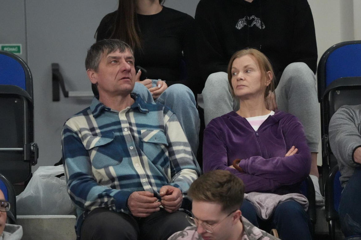 Halowe Mistrzostwa Polski 2025 w Arenie Toruń. Zdjęcia kibiców z trybun i sportowców