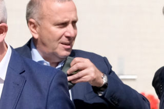 Grzegorz Schetyna stracił prawo jazdy. Polityk potwierdził i przeprosił