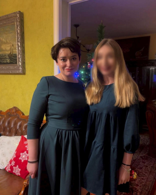 Anna Maria Żukowska ma w domu meble jak z antykwariatu! Pełno ozdób i menora 