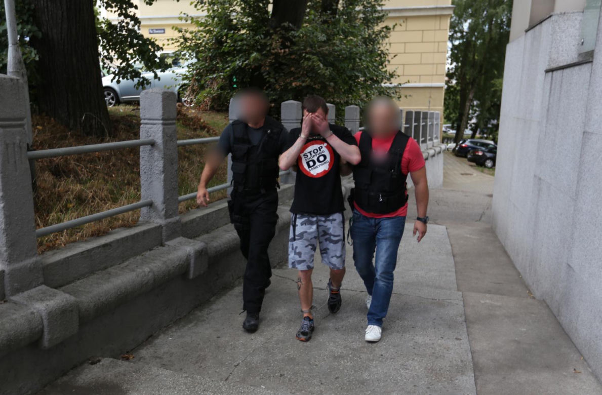 Zielona Góra. Seryjny morderca jeży Przemysław P. znowu zatrzymany przez policję
