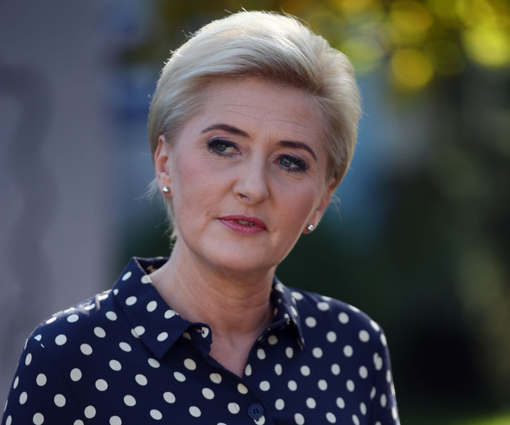 Agata Duda ZŁAMAŁA prawo?! Miała narazić niewinne dzieci. Sprawa już W SĄDZIE!