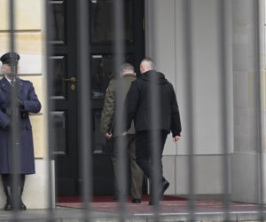 Politycy zjechali do Pałacu Prezydenckiego na Radę Bezpieczeństwa Narodowego