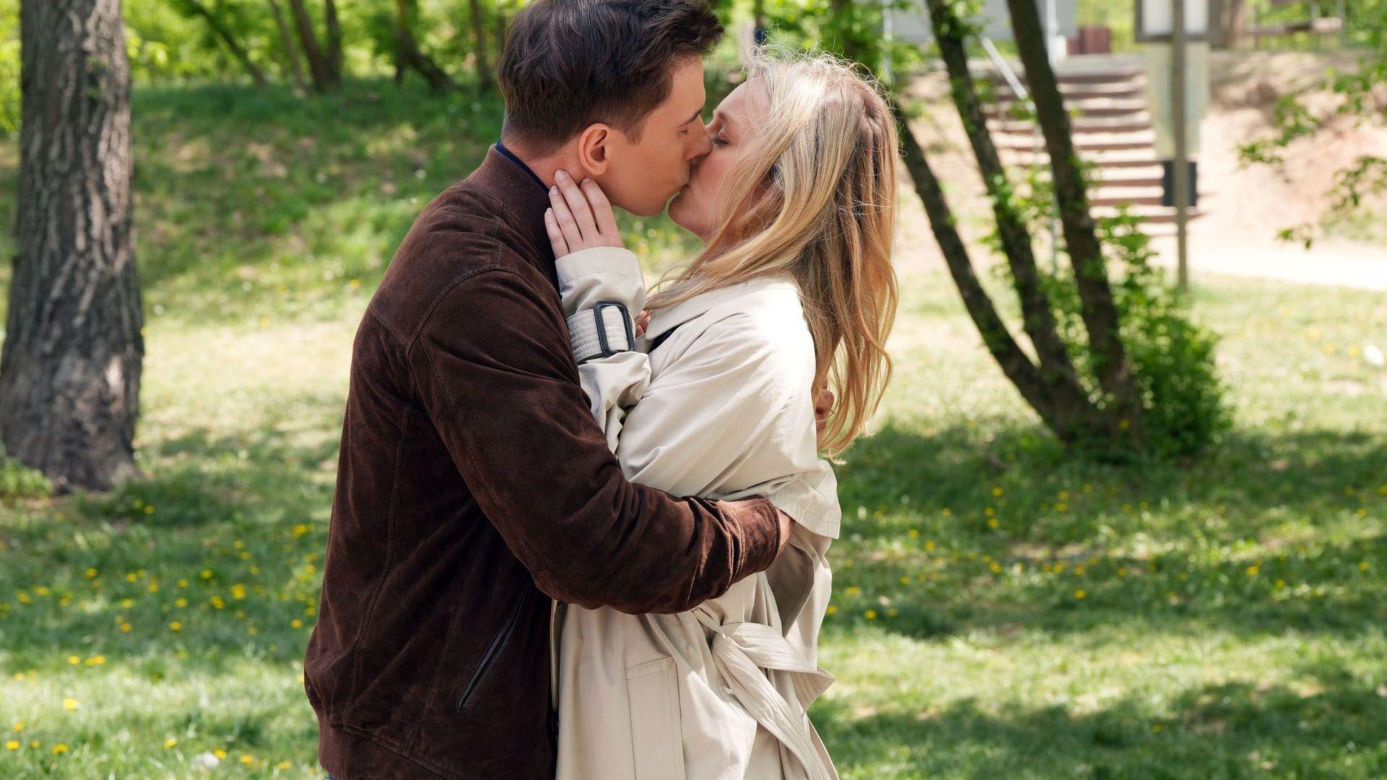 Barwy szczęścia odc. 3426. Tomek Kępski (Jakub Sokołowski), Grażyna (Kinga Suchan)