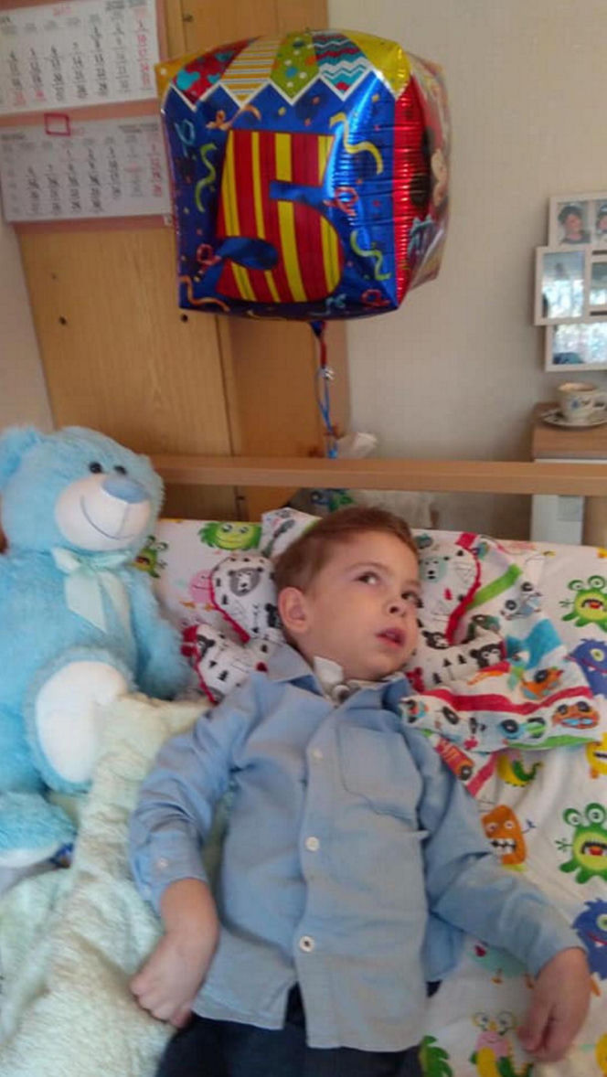 Nie żyje mała wojowniczka. Wcześniej zmarł jej braciszek. Urzędnicy odmawiali pomocy