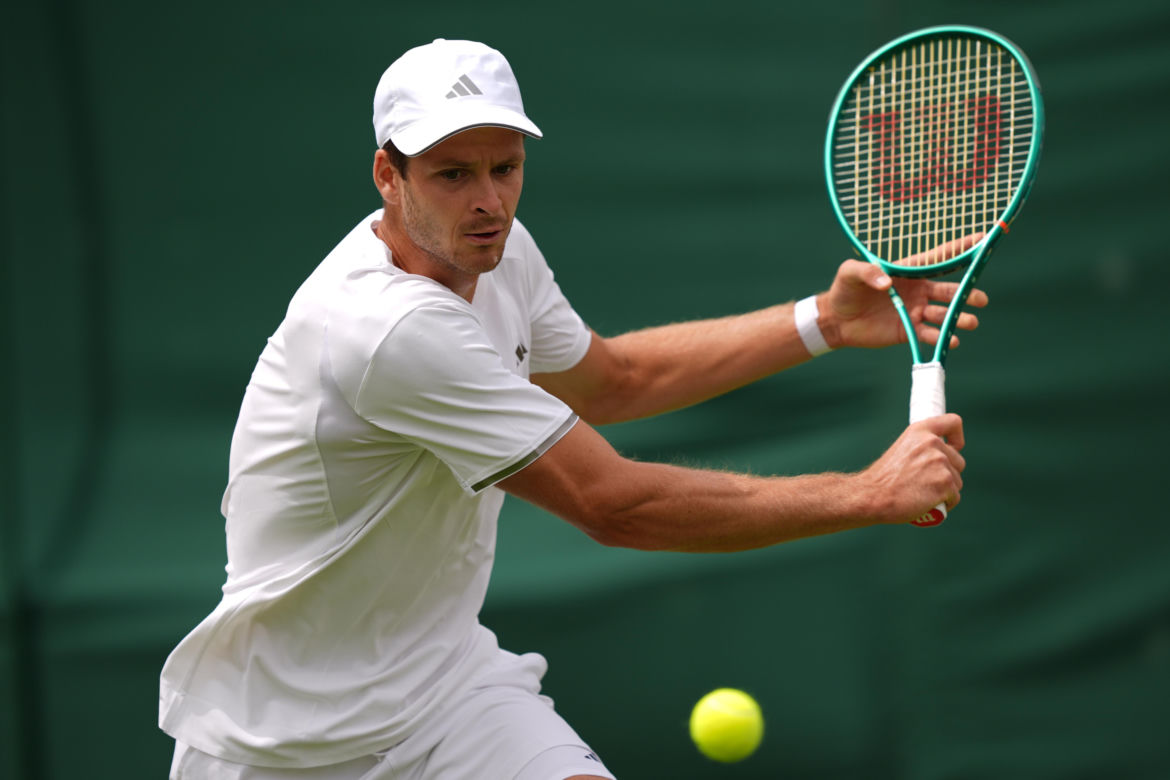 Hubert Hurkacz - Sebastian Ofner RELACJA NA ŻYWO z Wimbledonu [WYNIK]