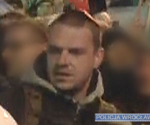 Tych osób szuka policja po Marszu Niepodległosci we Wrocławiu