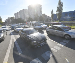 Warszawa stanęła. Gigantyczne korki przez remonty i zwężenia