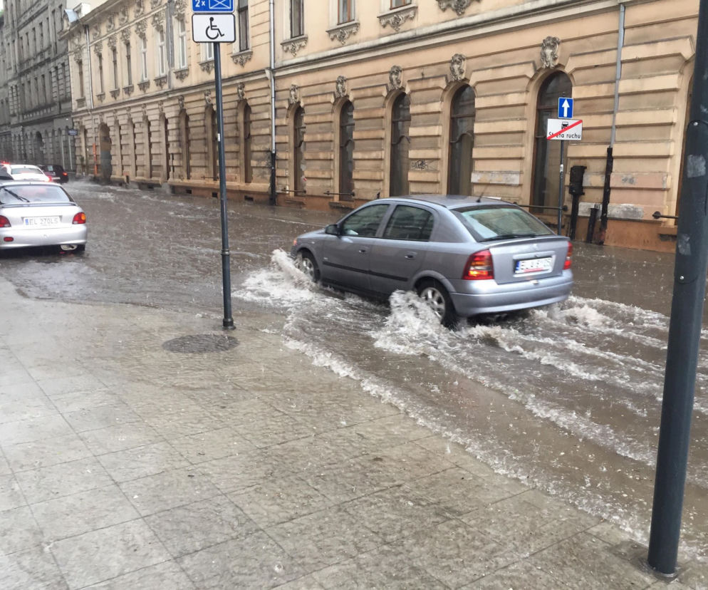 Krajobraz centrum Łodzi po burzy