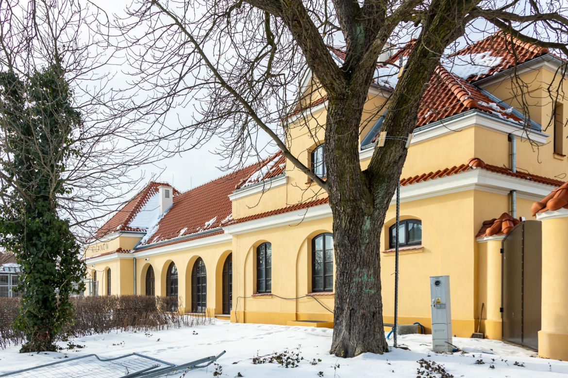 Dawny dworzec Warszawa Wilanów po remoncie