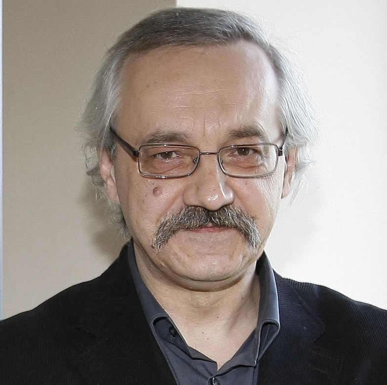 Stworzył kultowe "Ranczo", które pokochała cała Polska. Tak wygląda grób Andrzeja Grembowicz