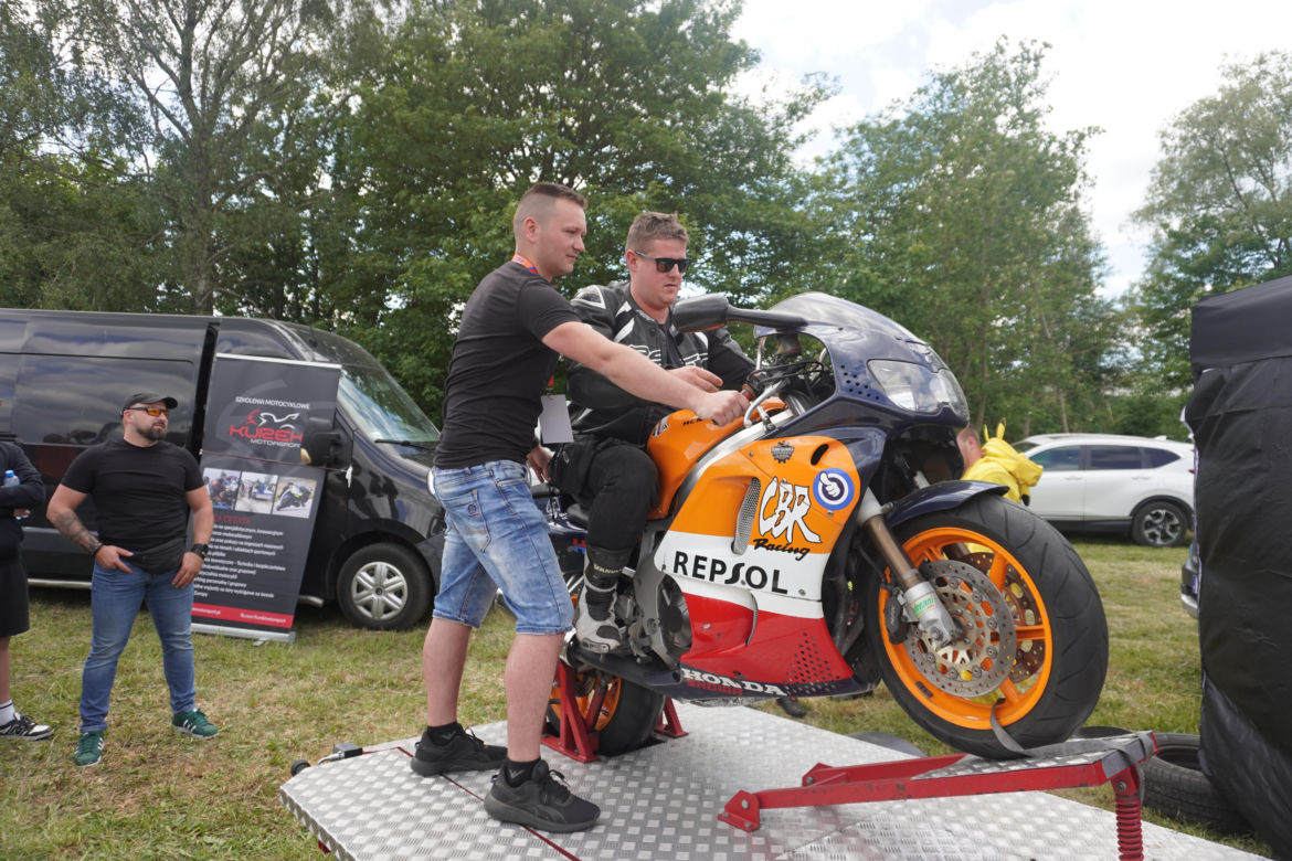 Eska Rider Show