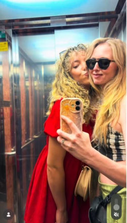 Justyna Wasilewska, Greta Burzyńska
