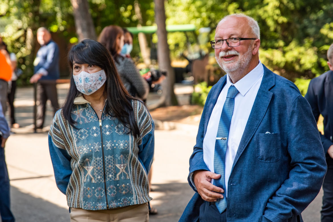 Ambasador Indonezji nadała imię młodej tygrysicy z wrocławskiego zoo