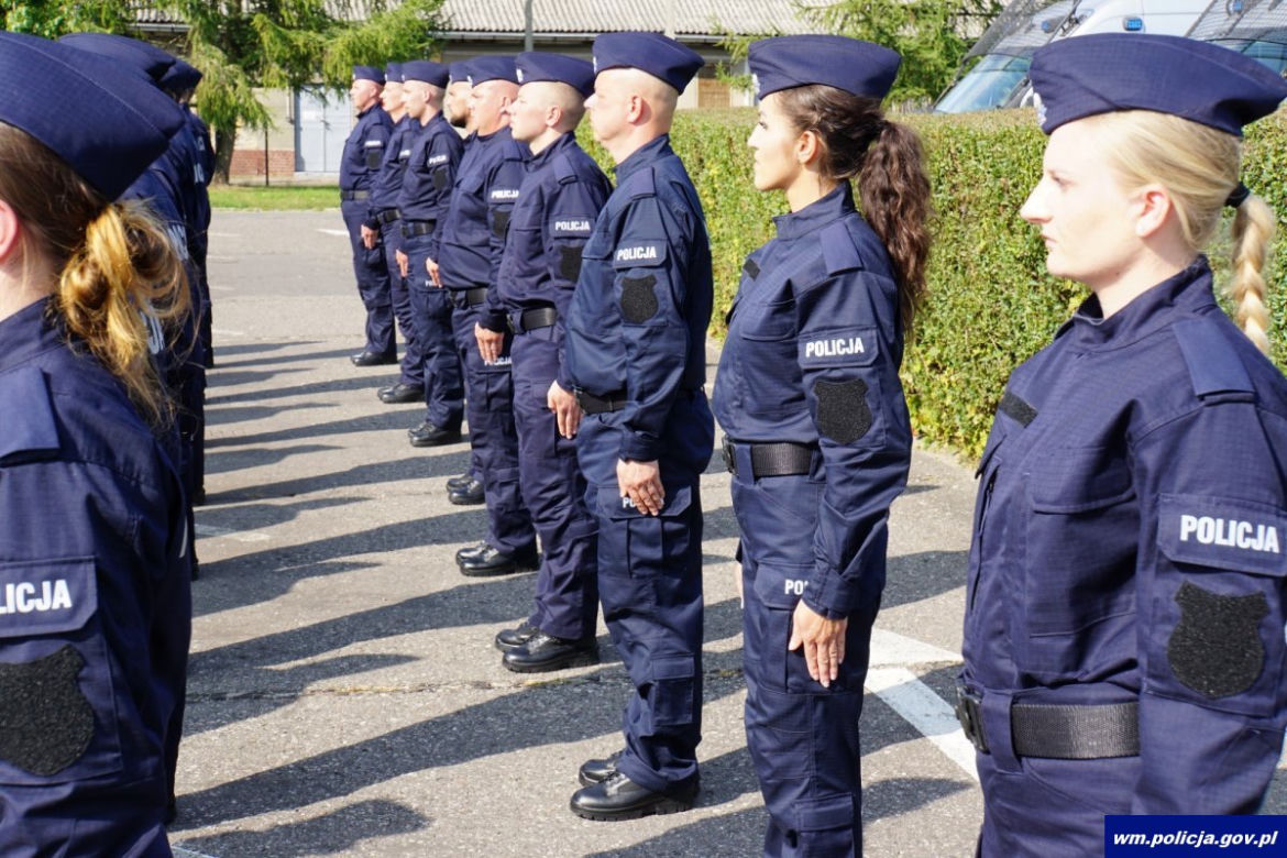 Ślubowanie nowych policjantów z Warmii i Mazur. Zobacz zdjęcia! 