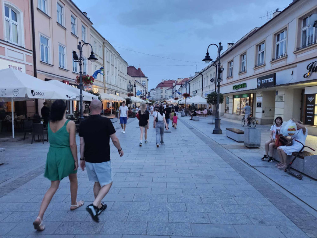 Jak spędzić wakacyjne popołudnie na rzeszowskim rynku