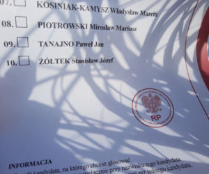 Karty do głosowania walały się po ulicach Świnoujścia