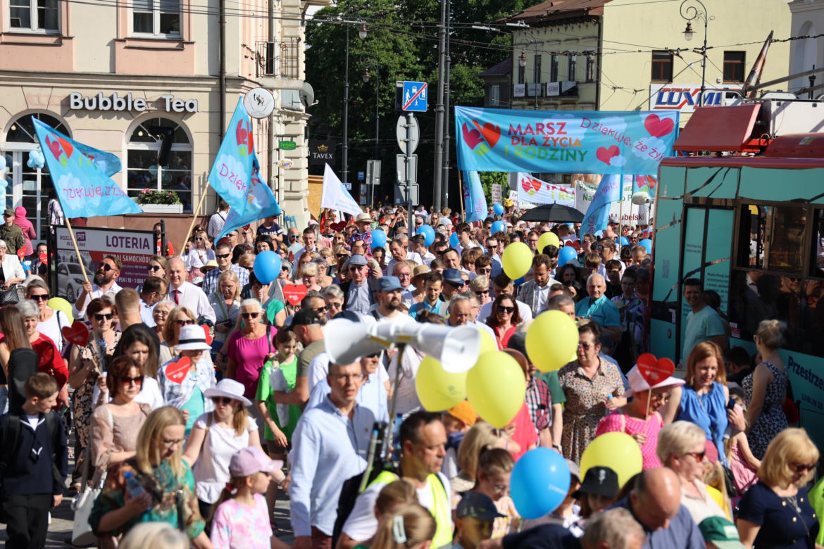 Marsz dla Życia i Rodziny 2024 w Dzień Matki przeszedł przez centrum Lublina