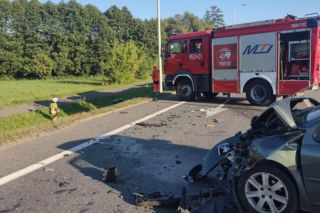 Tragedia na DK9 w Ostrowcu Świętokrzyskim. W zderzeniu aut zginął 70-letni kierowca