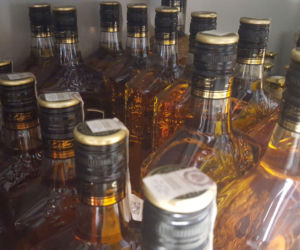 Wpadł młody amator drogich trunków