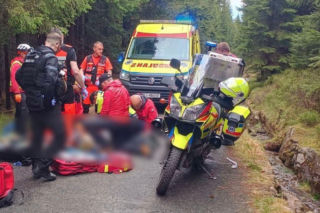 Tragedia na niebieskim szlaku. 50-latek walczył o życie, turyści ruszyli na ratunek