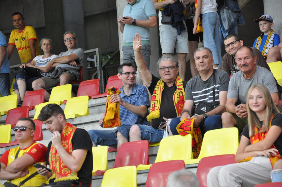 Kibice Korony Kielce na meczu ze Śląskiem Wrocław