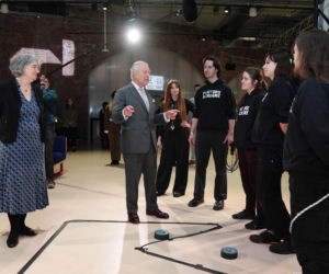 Król Karol został DJ-em! Zobacz, jak sobie radził