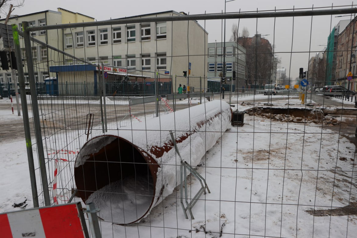 Aż 130 budynków bez ciepła na Pradze i 40 na Mokotowie