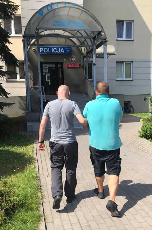 Nieuczciwy kurier
