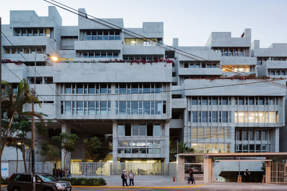 Grafton Architects: Yvonne Farrell i Shelley McNamara z Pritzker Prize 2020 [GALERIA]