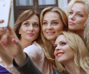 Przyjaciółki sezon 8: Anita Sokołowska (Zuza), Anka (Magdalena Stużyńska), Inga (Małgorzata Socha), Patrycja (Joanna Liszowska)