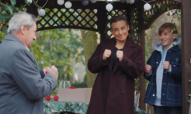 M jak miłość odc. 1918. Łukasz (Zbigniew Borek), Magda (Anna Mucha), Misiek (Aleksander Bożyk)