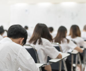 Panika przed E8 z matematyki. Uczniowie szukają przecieków, boją się niespodzianek po polskim