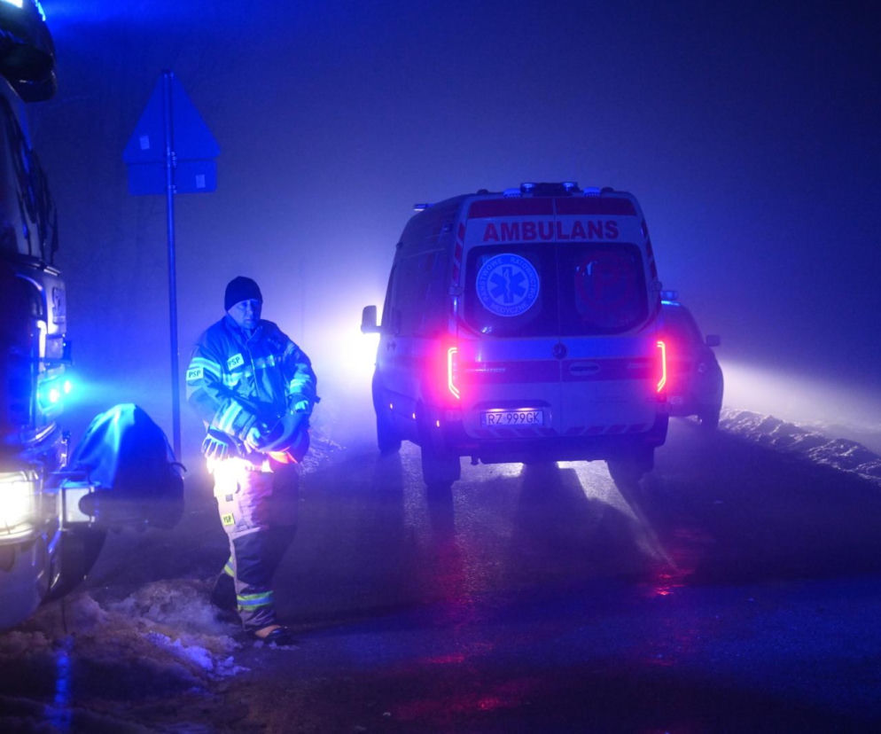 Katastrofa śmigłowca pod Rzeszowem. Dwie osoby nie żyją