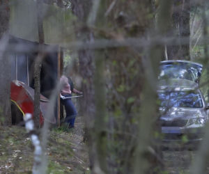 Rosjanie wynoszą się z kolejnych budynków. Ambasada Federacji opuszcza ośrodek wczasowy nad Zegrzem