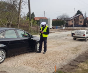 30-letnim golfem pędził 180/h 