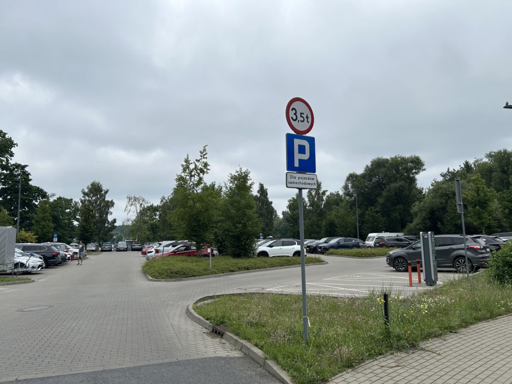 Płatne parkingi przy CRS Ukiel? Na razie to tylko przymiarki