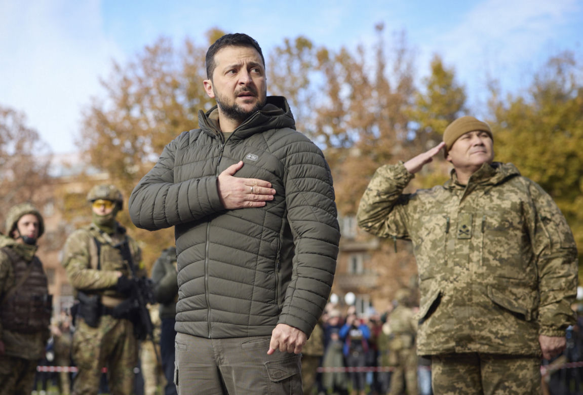 Ta zmieniła się twarz Wołodymyra Zełenskiego od czasu wybuchu wojny na Ukrainie